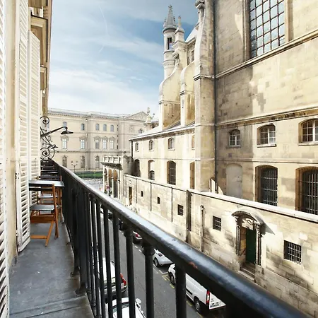 Residense Louvre Museum By Prestige Parigi